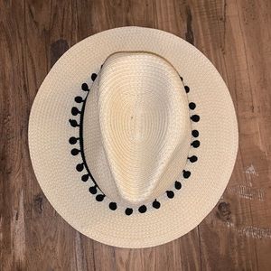 NWOT sole society straw pompom hat